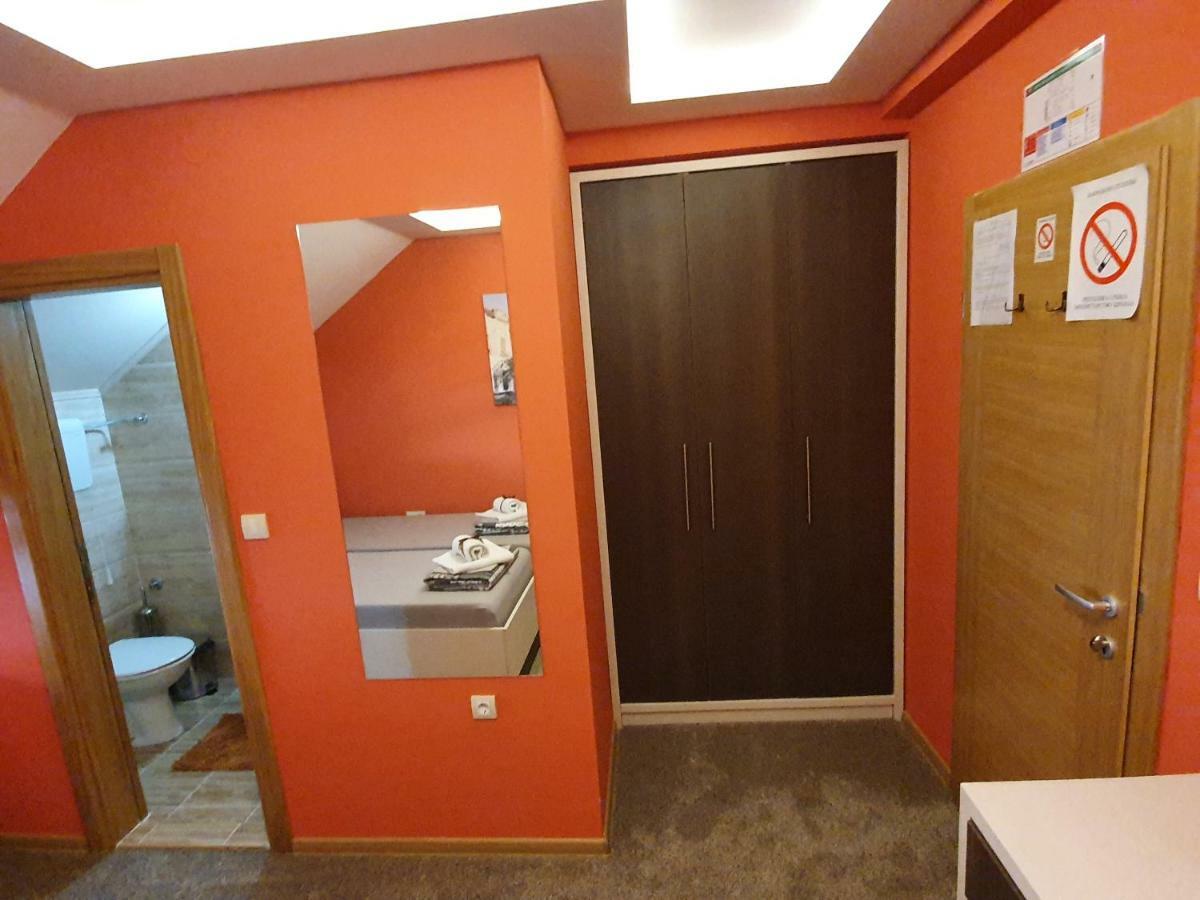 Oldbrick Pub Hotell Sombor Eksteriør bilde