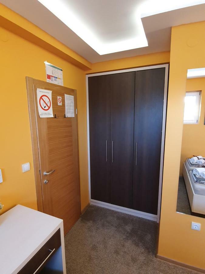 Oldbrick Pub Hotell Sombor Eksteriør bilde
