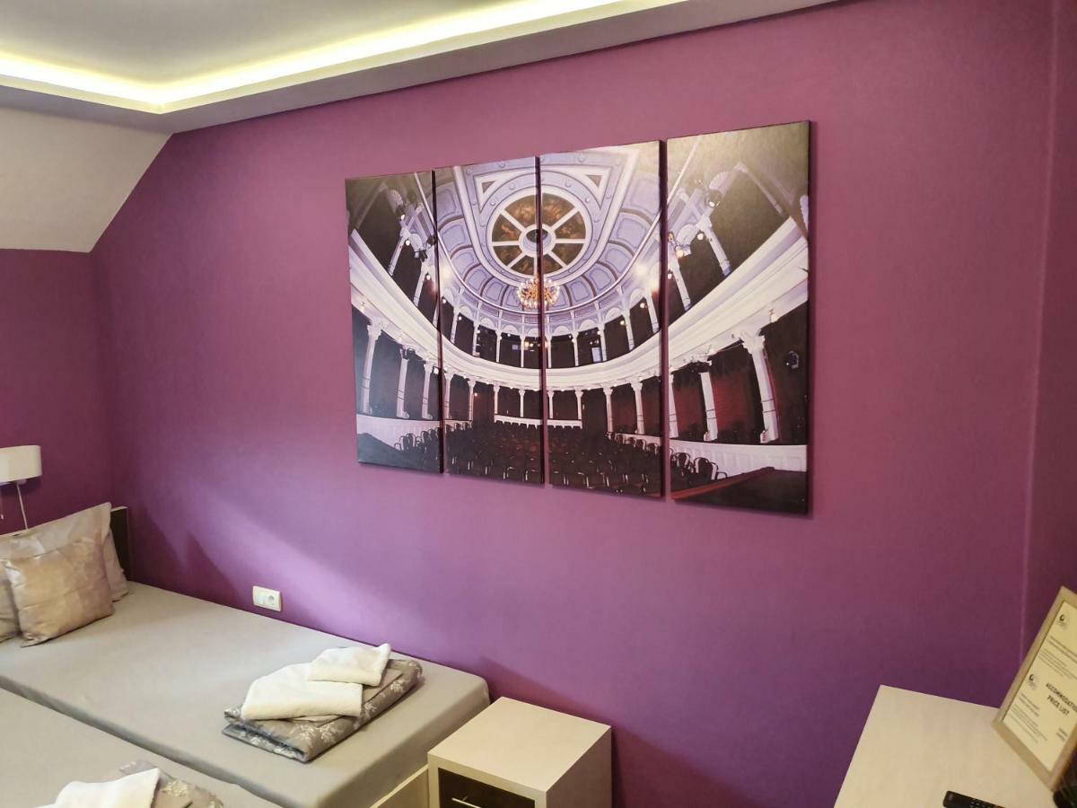 Oldbrick Pub Hotell Sombor Eksteriør bilde